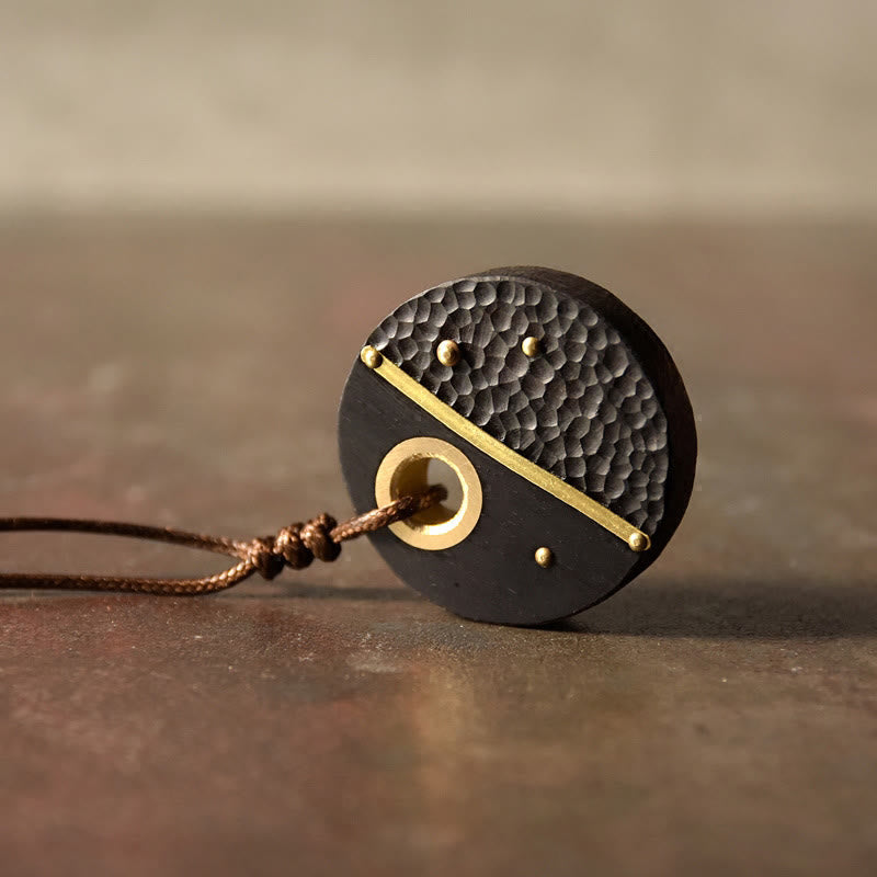 Collar con colgante de la paz de latón y cobre, hecho a mano, con Buddha Stones redondas de madera de ébano - image 2