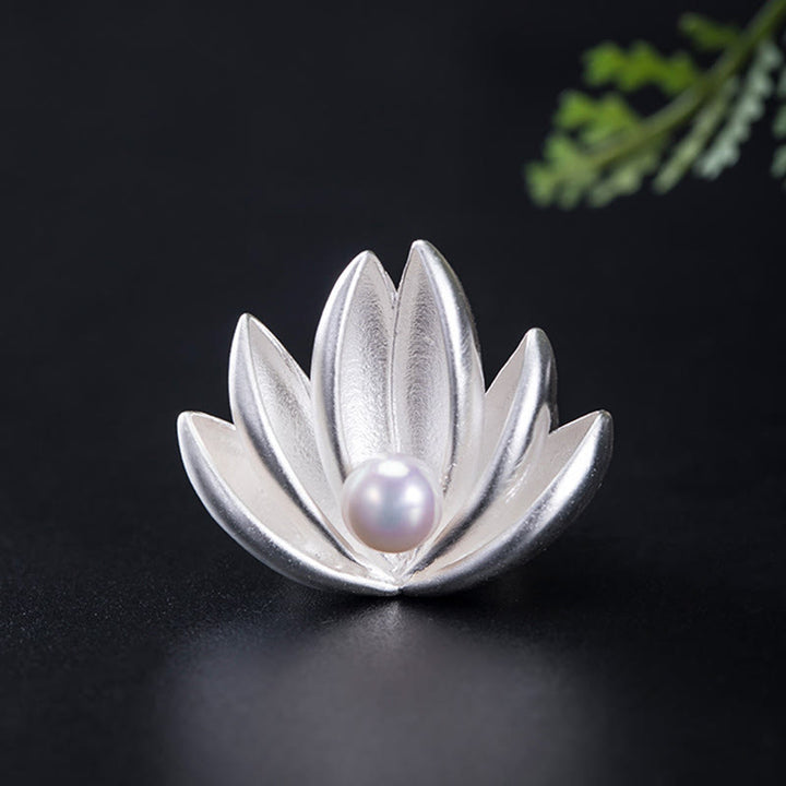 Broche de nuevo comienzo con perlas de flor de loto plateado de Ley 925 con Buddha Stones
