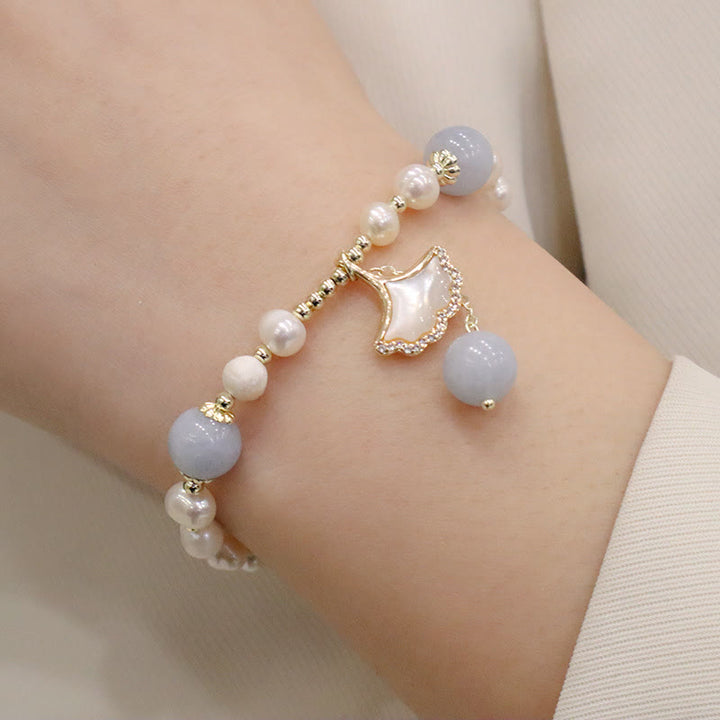 Pulsera con dije de mariposa y hoja de Ginkgo curativa con perlas de aguamarina naturales y Buddha Stones