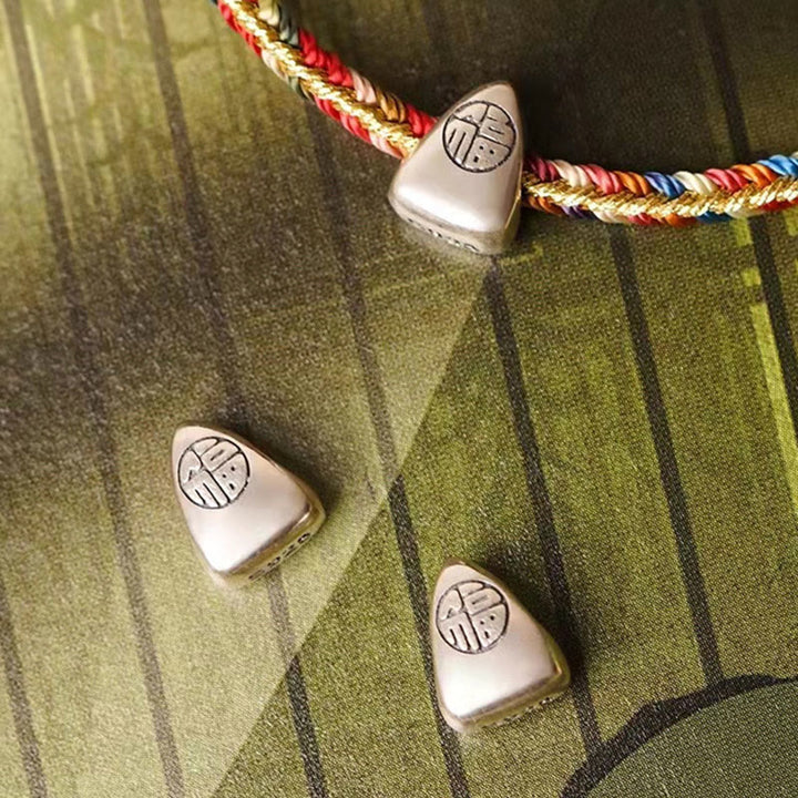 Pulsera trenzada hecha a mano con diseño de personaje Fu Zongzi de plata de ley 925 con Buddha Stones
