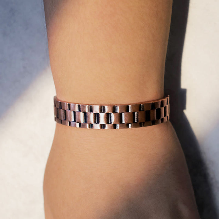 Brazalete de equilibrio de cobre vintage con Buddha Stones