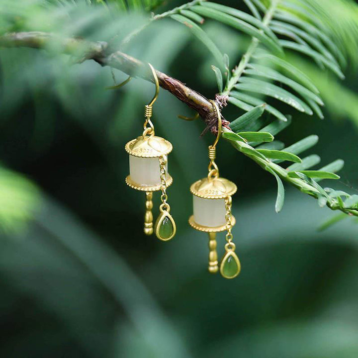 Pendientes colgantes de la suerte con rueda de oración de jade de plata de ley 925 con Buddha Stones