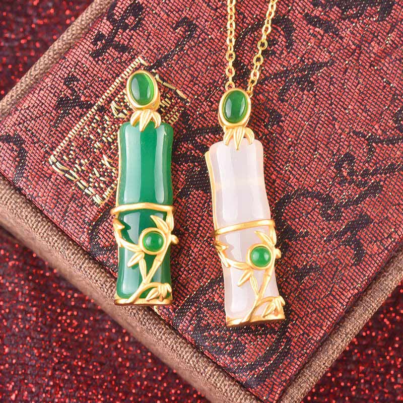 Colgante de collar de protección de bambú de jade cian de jade blanco con Buddha Stones