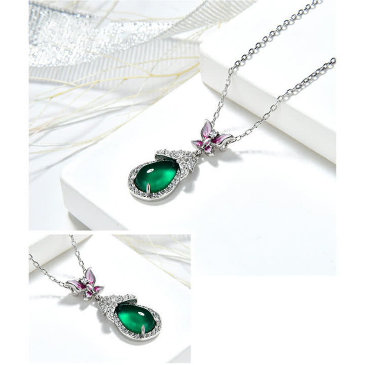 Colgante de plata de ley 925 con circonita y mariposa de Calcedonia Verde