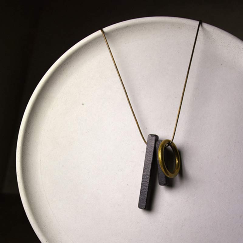 Colgante de collar con iluminación de madera de ébano con círculo Zen de Buddha Stones - image 2