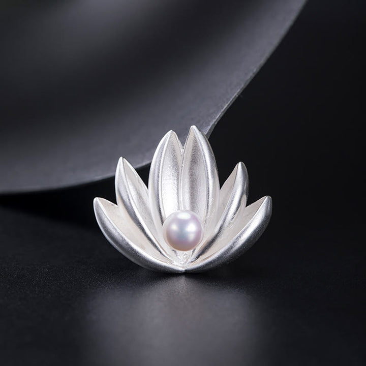 Broche de nuevo comienzo con perlas de flor de loto plateado de Ley 925 con Buddha Stones
