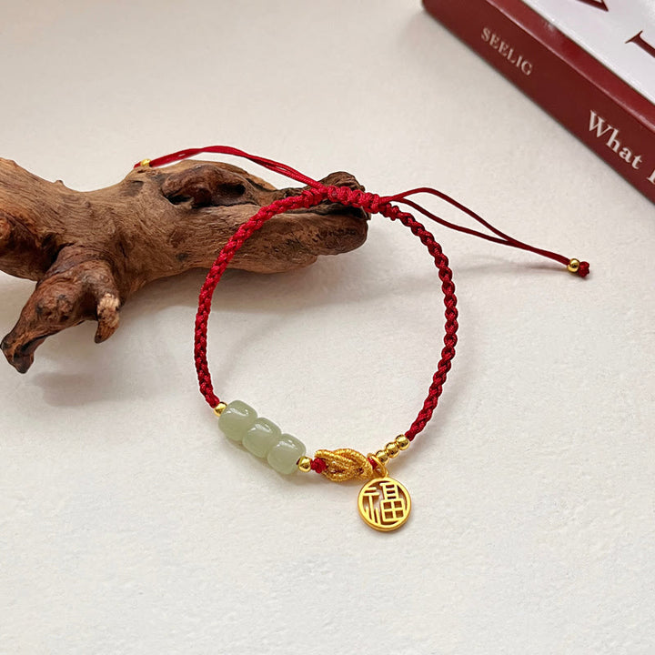 Pulsera de cuerda roja de la suerte con dije de personaje Fu con cuentas de jade hechas a mano con Buddha Stones