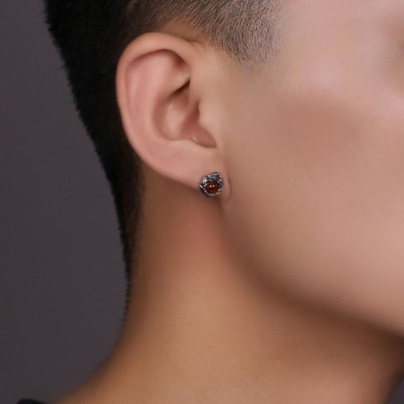 Pendientes de tuerca de plata de ley 925 con Buddha Stones, dragón de ámbar natural, protección del éxito