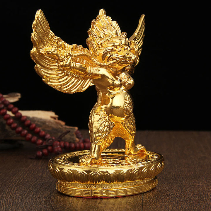 Decoración del hogar de protección de aleación de pájaro Garuda de oro tibetano