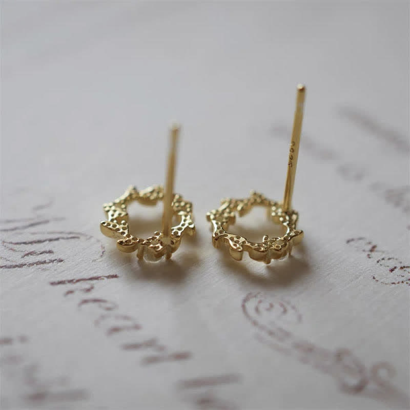 Pendientes de flor de bendición con forma de corona pequeña de plata de ley 925 con Buddha Stones
