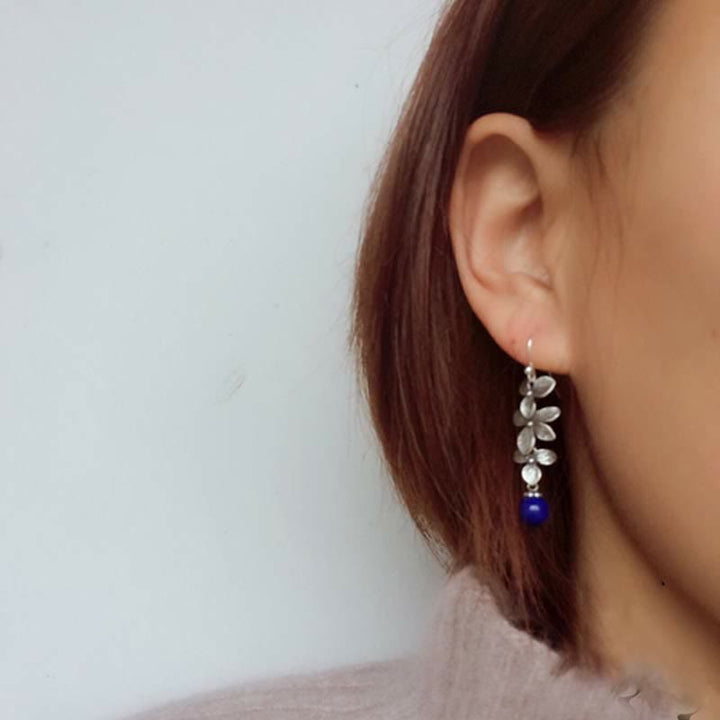 Pendientes colgantes con forma de flor de lapislázuli, hojas y turquesa de plata de ley 925 con Buddha Stones, protección y serenidad. - image 11