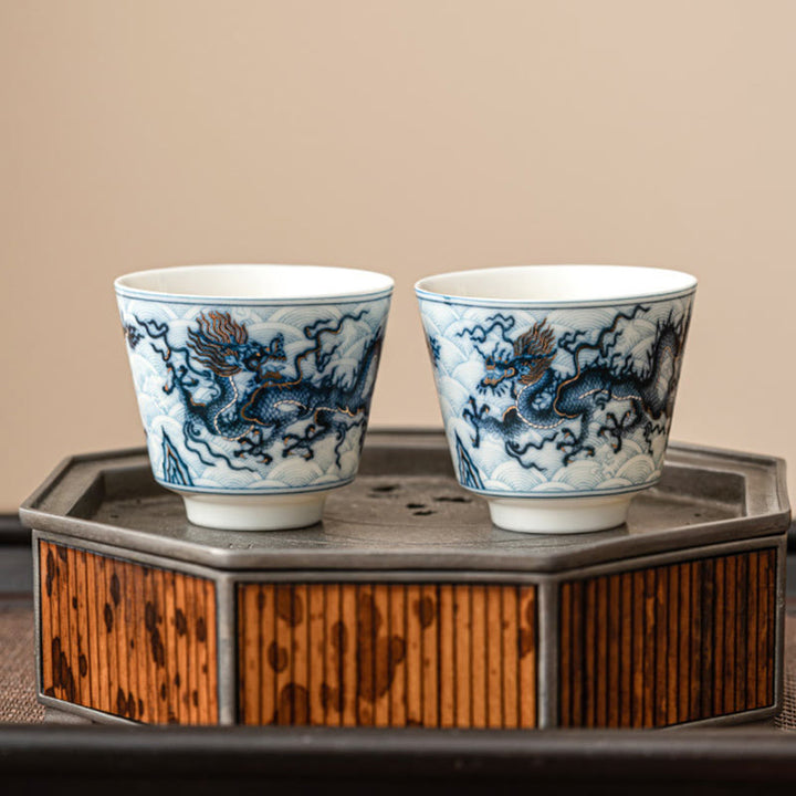 Tazas de té de cerámica con diseño de dragón blanco y azul pequeño de Buddha Stones, tazas de té de Kung Fu de 45ml