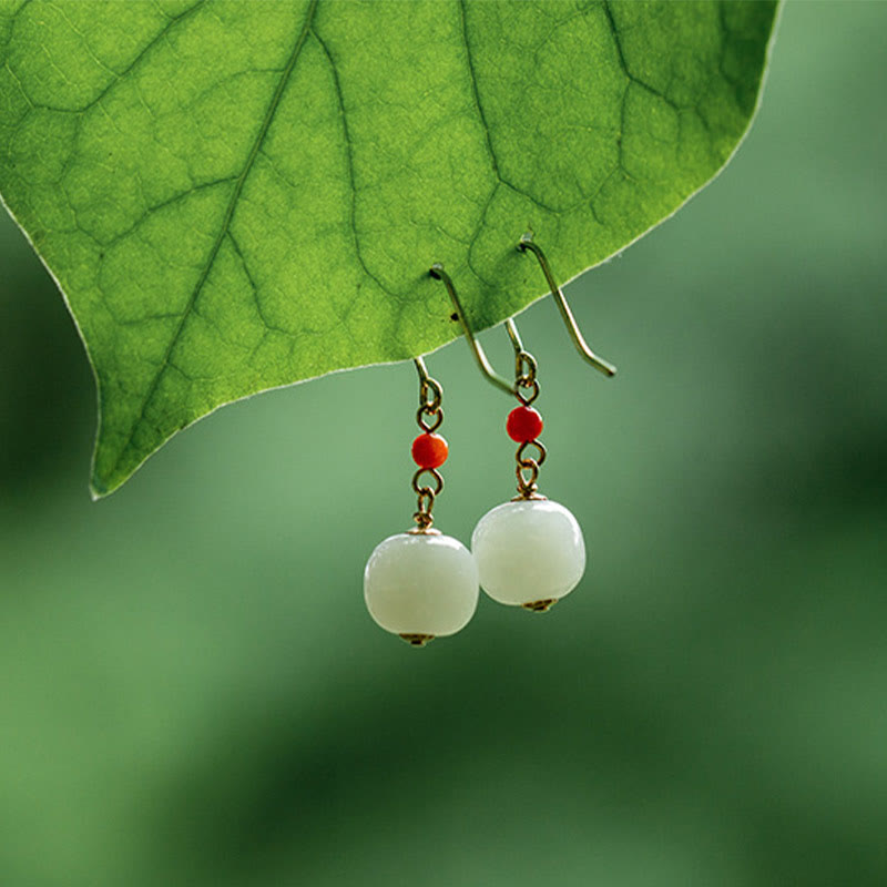 Pendientes Buddha Stones chapados en oro de 14 quilates, jade hetiano y ágata roja