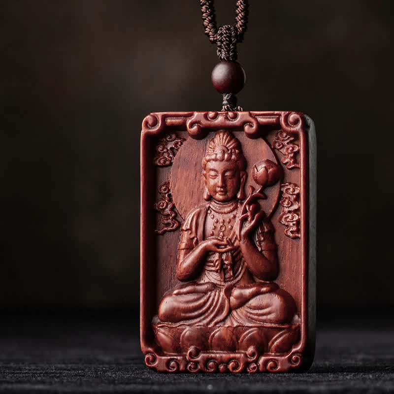 Colgante de collar de protección de sándalo rojo de hoja pequeña de Buda natal del zodiaco chino