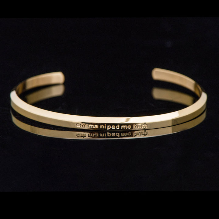 Pulsera de protección de bendición de acero titanio con grabado de seis palabras verdaderas de Buddha Stones