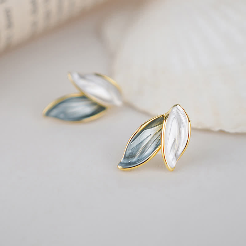 Aretes de la suerte con diseño de hojas