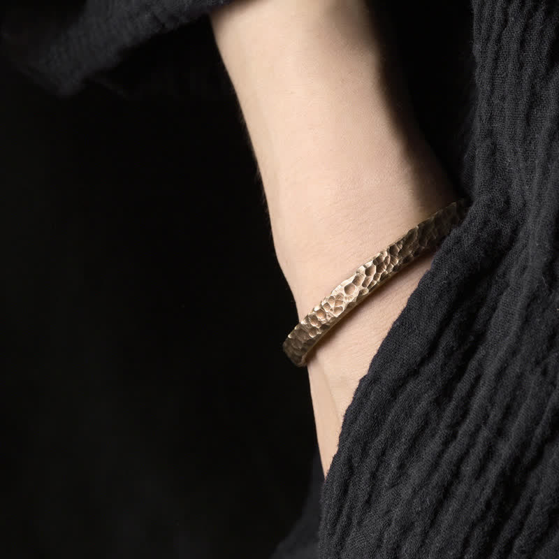 Brazalete de cobre con diseño simple de Buddha Stones