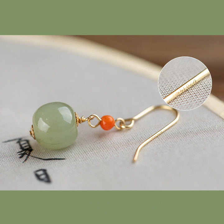 Pendientes Buddha Stones chapados en oro de 14 quilates, jade hetiano y ágata roja