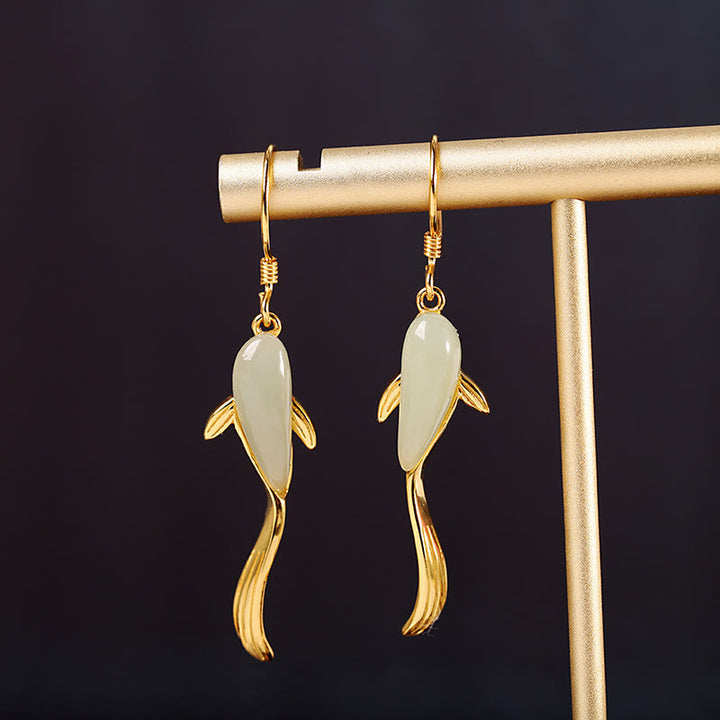 Pendientes colgantes con diseño de pez y suerte de jade