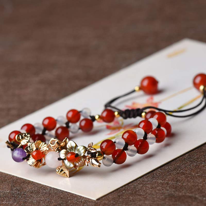 Pulsera de la suerte con pétalos de flores y cuentas de granate y aventurina verde con Buddha Stones