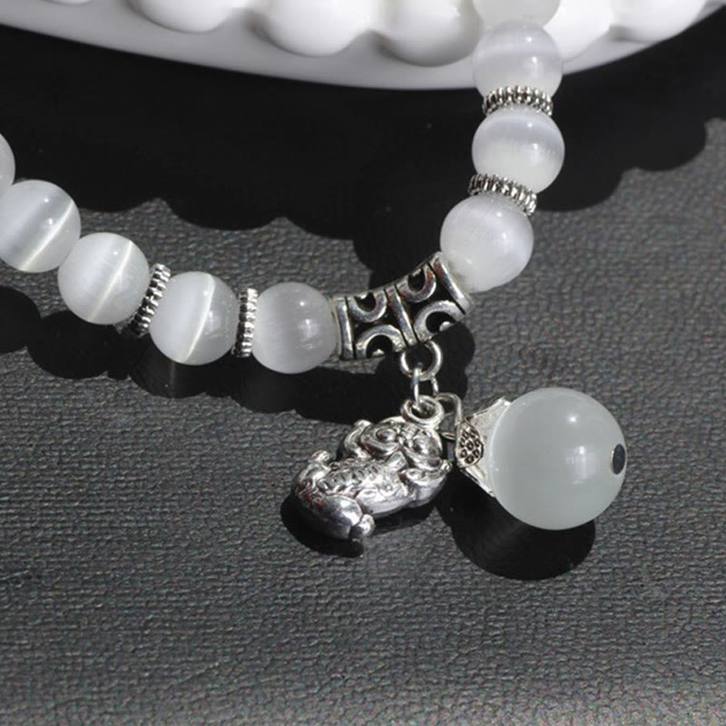 Pulsera de triple vuelta con soporte PiXiu de ojo de gato y Buddha Stones