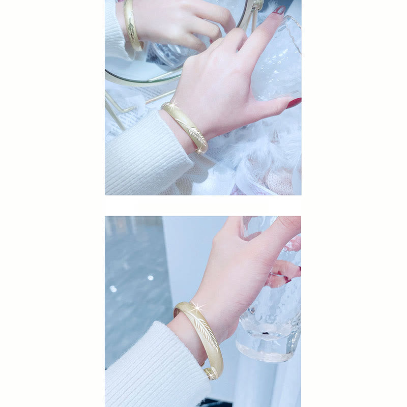 Brazalete de cobre con diseño de Sutra y corazón de Buddha Stones , brazalete de cobre con patrón grabado