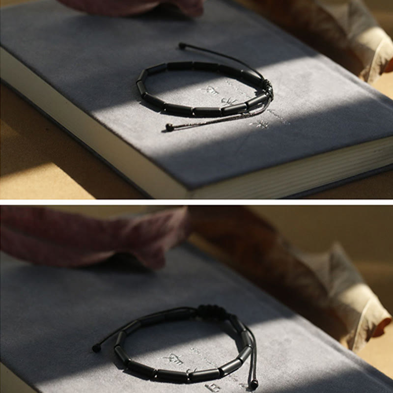 Pulsera de protección de soporte de cuentas de ónix negro con Buddha Stones