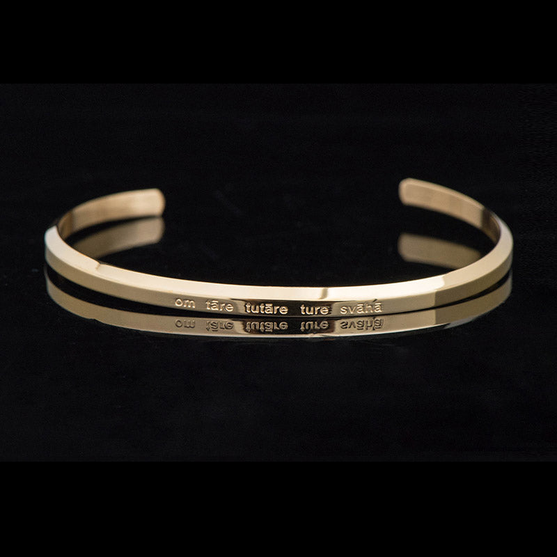 Pulsera de protección de bendición de acero titanio con grabado de seis palabras verdaderas de Buddha Stones