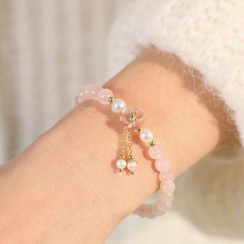 Buddha Stones Pulsera con dije de flor de perlas de cuarzo rosa y amor - image 1
