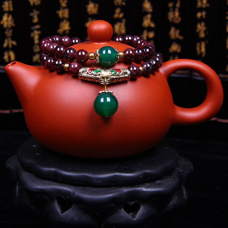 Pulsera de bendición de granate natural con Buddha Stones