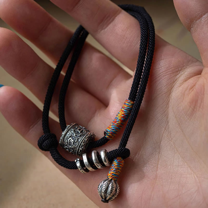 Pulsera de doble envoltura con amuleto tallado Om Mani Padme Hum tibetano con Buddha Stones