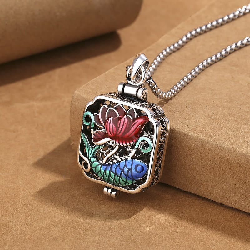 Buddha Stones pez Koi loto monedas de cobre suerte Ghau caja de oración COLLAR COLGANTE - Pez y cadena Lotus Koi - image 1
