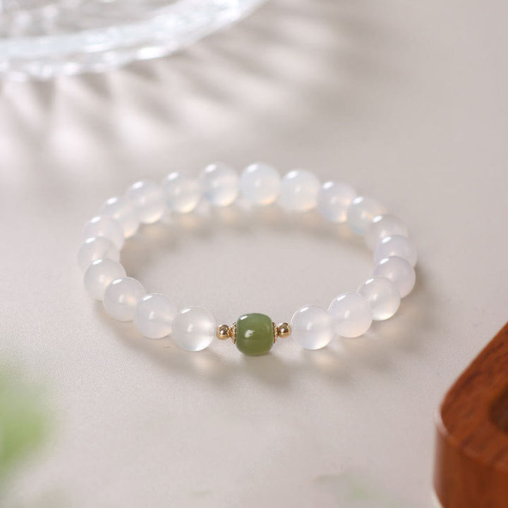 Pulsera de la suerte de jade de ágata blanca natural con Buddha Stones