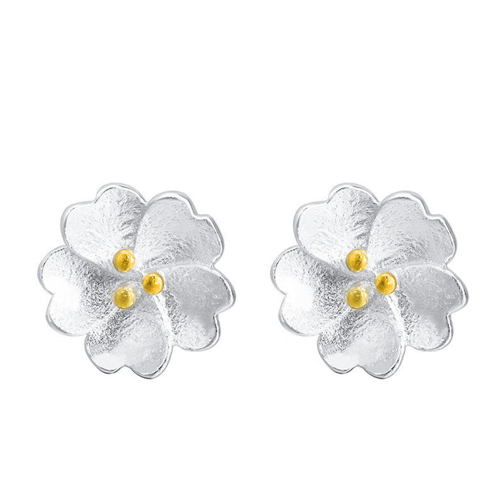 Pendientes de tuerca con diseño floral de flores de cerezo en plata de ley 925 de Buddha Stones
