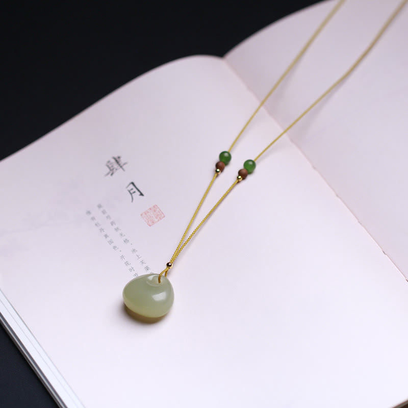 Colgante de collar de cadena de prosperidad con patrón de bolsa pequeña de jade hetiano natural