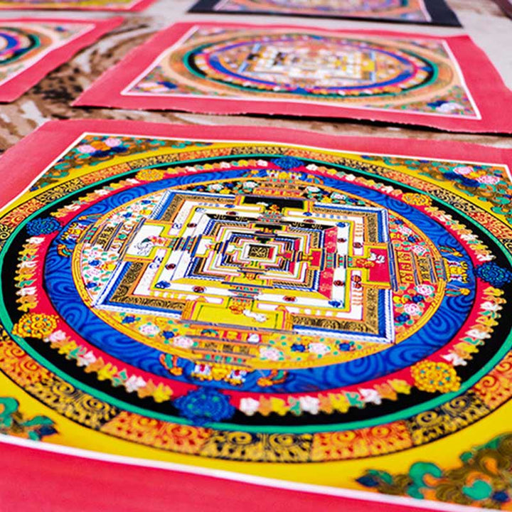 Caja ciega con pintura de Mandala Thangka hecha a mano tibetana, patrón de Color aleatorio
