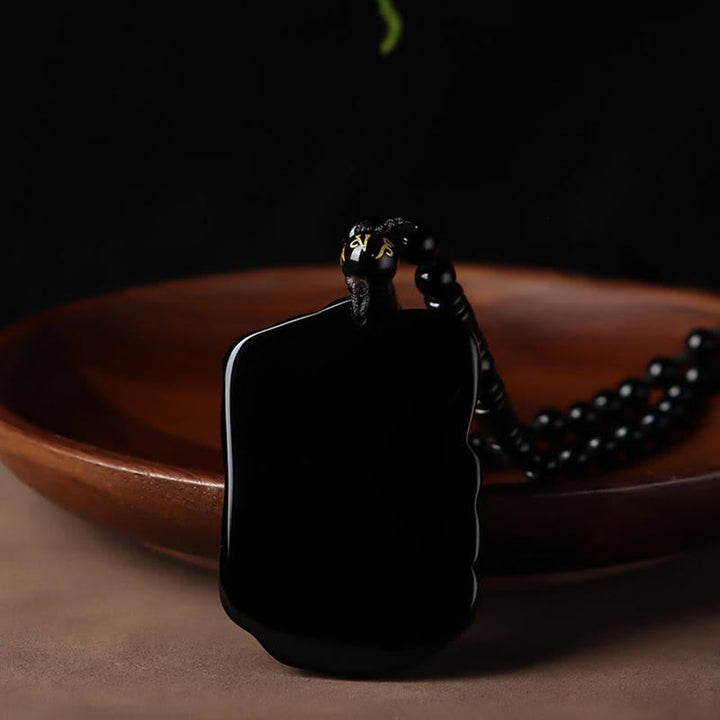 Llavero con colgante de collar de cadena de protección de elefante de obsidiana negra