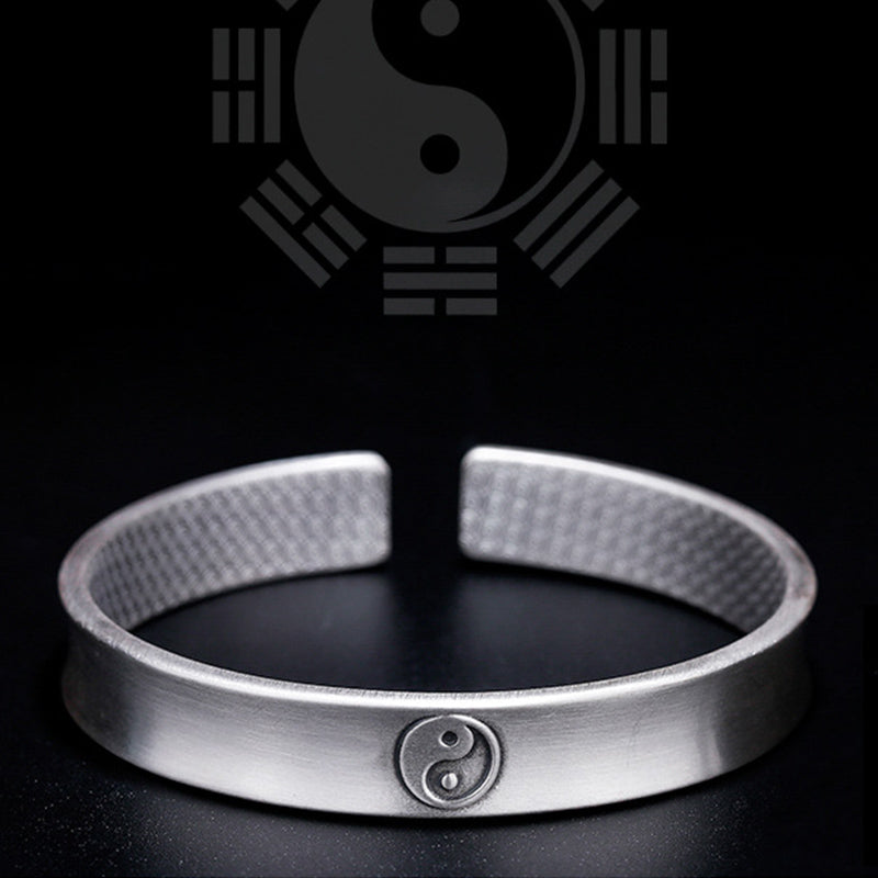 Pulsera de armonía de equilibrio de nubes propicias Yin Yang de plata de ley 999 con Buddha Stones