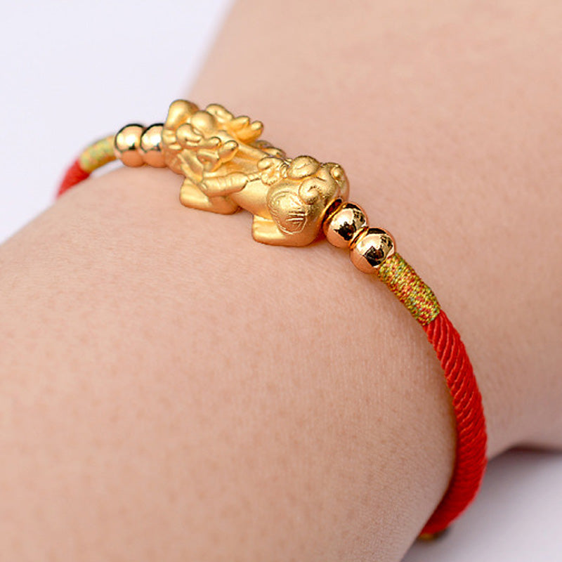 Pulsera de hilo rojo de la suerte PiXiu chapada en oro de 24 quilates con Buddha Stones