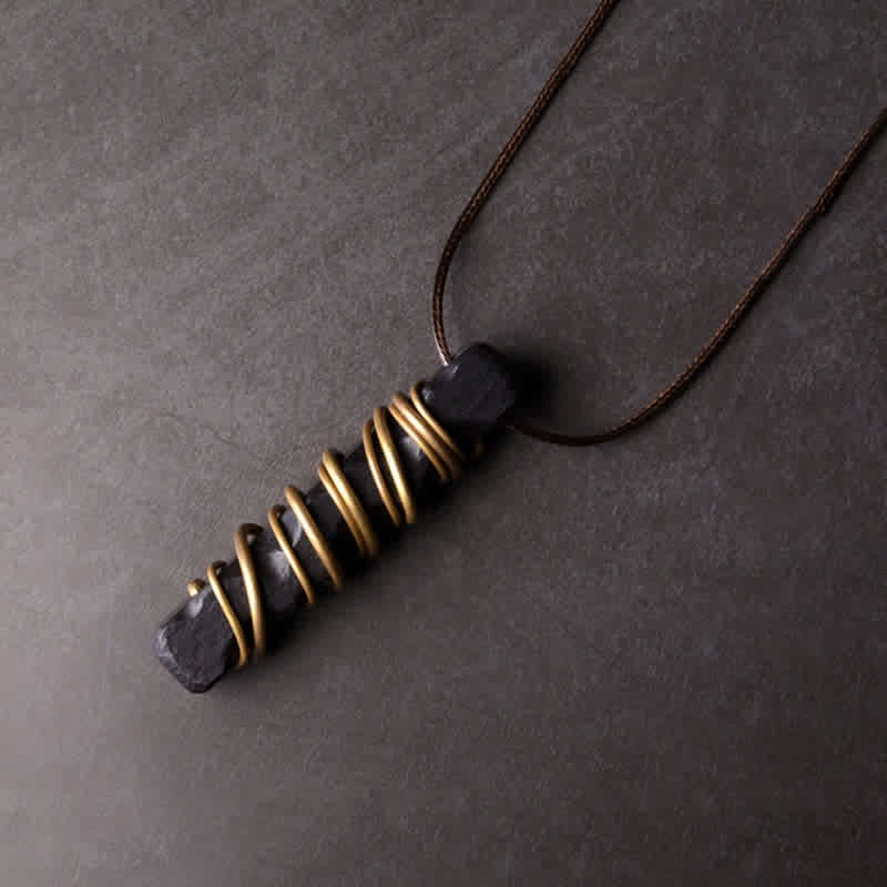 Colgante de collar con colgante de equilibrio de paz, madera de ébano tibetano y Buddha Stones , con detalles de latón y piedras de Buda. - Madera de ébano (Equilibrio ♥ Calma) - image 1