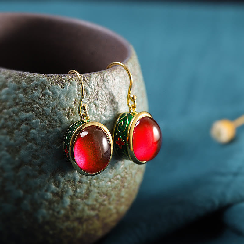 Pendientes colgantes con forma de gancho de confianza de corindón rojo redondo con Buddha Stones