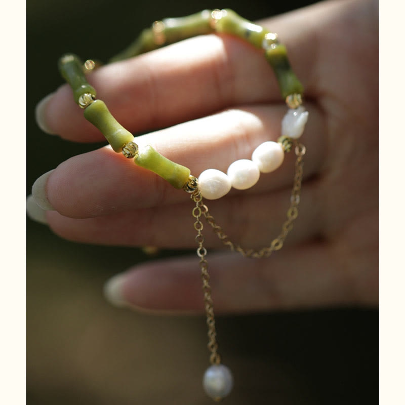 Pulsera de riqueza con Buddha Stones, bambú verde, jade, lirio de los valles