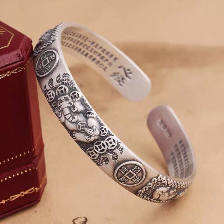 Pulsera ajustable de cobre blanco con monedas de Sutra y corazón de PiXiu tibetano con Buddha Stones