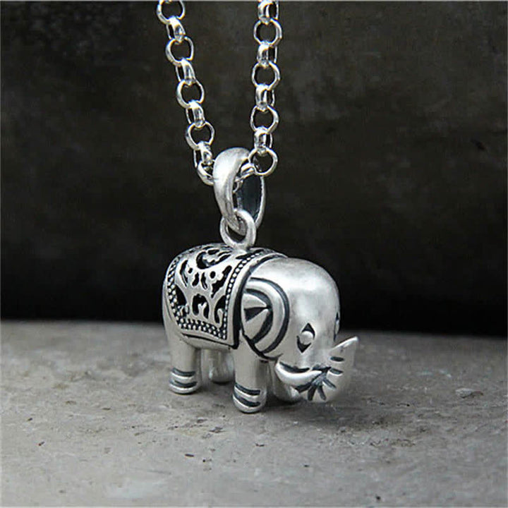 Colgante de collar de fuerza de elefante de plata de ley 990 con Buddha Stones