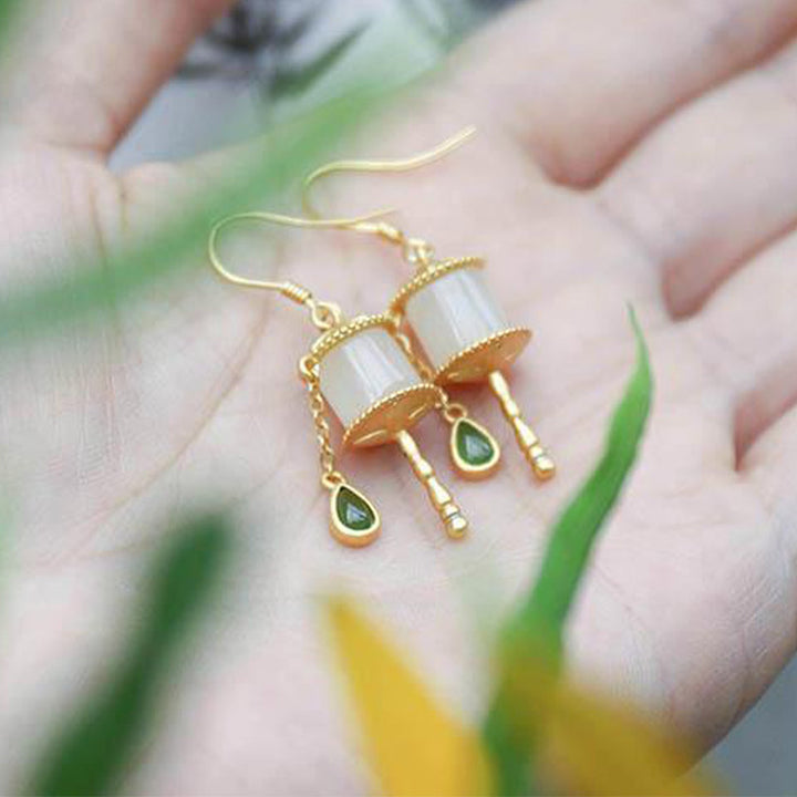 Pendientes colgantes de la suerte con rueda de oración de jade de plata de ley 925 con Buddha Stones