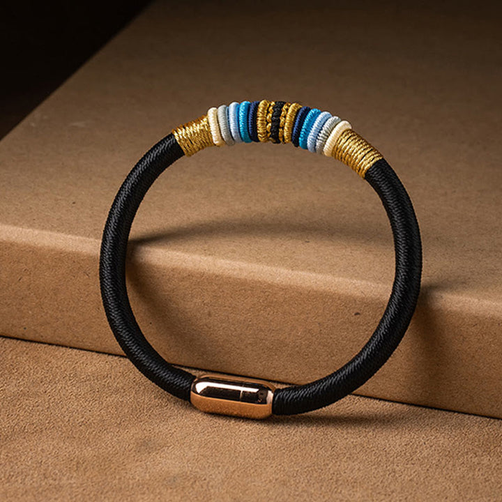 Pulsera trenzada con hebilla magnética hecha a mano con nudo King Kong tibetano de Buddha Stones