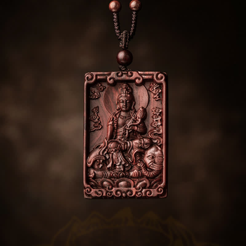 Colgante de collar de protección de sándalo rojo de hoja pequeña de Buda natal del zodiaco chino