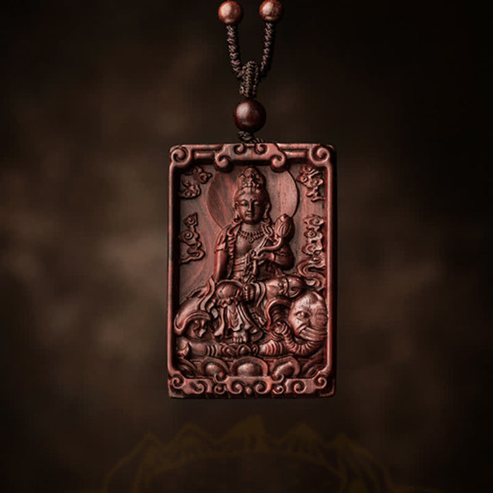 Colgante de collar de protección de sándalo rojo de hoja pequeña de Buda natal del zodiaco chino