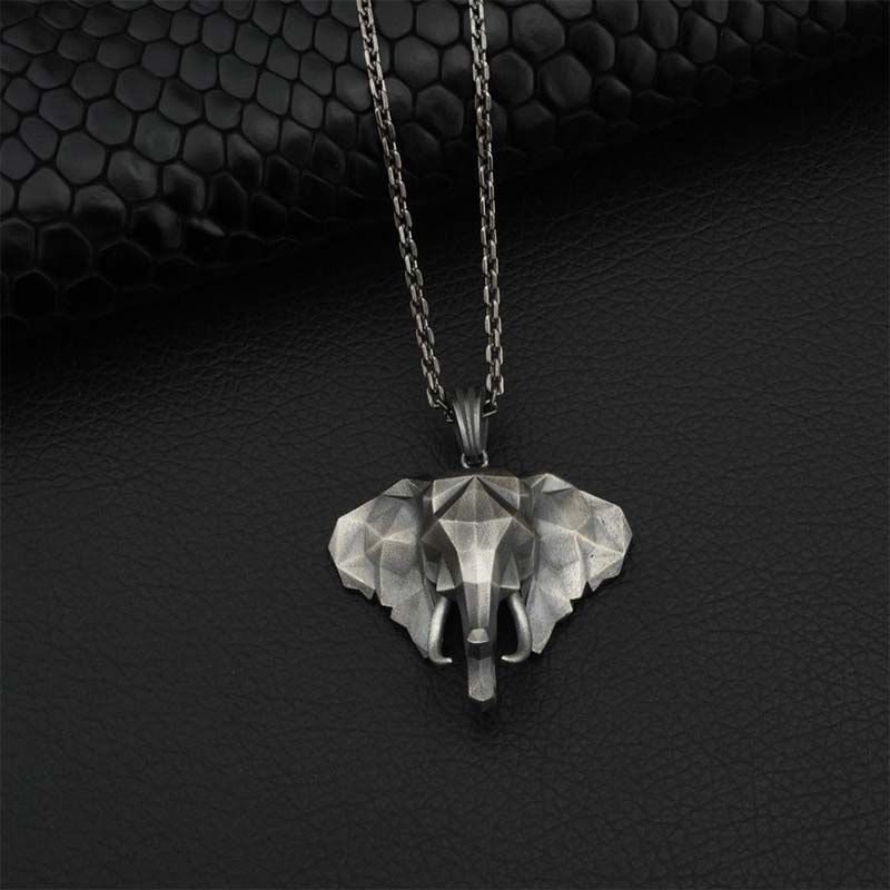 Colgante de collar resistente de acero titanio y peltre de elefante