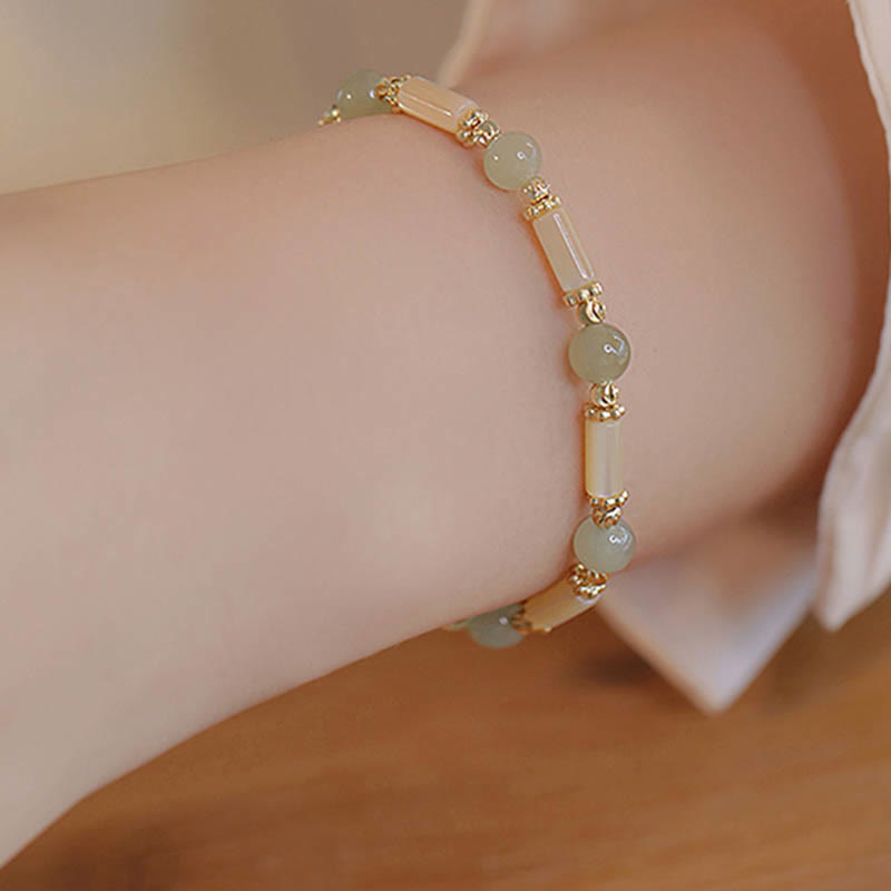 Pulsera de bendición de jade hetiano de ágata roja de piedra tridacna de Buddha Stones